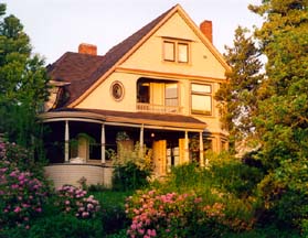 A memorable Seattle Tacoma WA experience - Chinaberry Hill - A Luxury Urban B&B Experience.